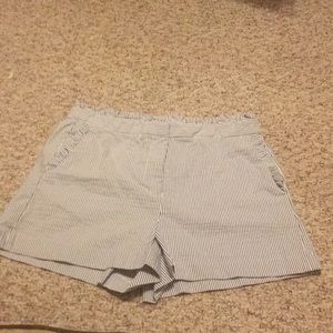 Like new J. CREW women’s striped shorts